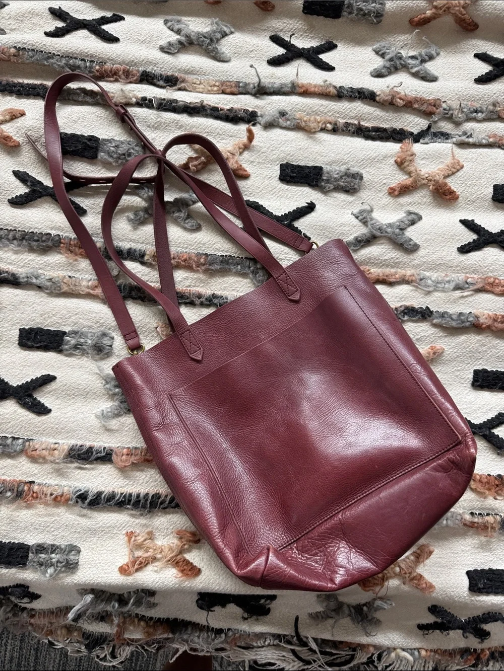 Madewell Leather Tote Bag in Burgundy - Women Bags